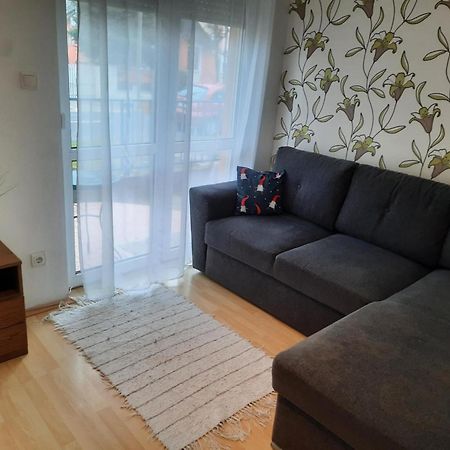 Kiskucko Apartman Hajdúszoboszló Exterior foto